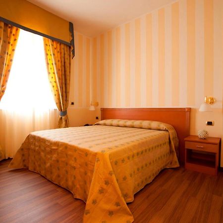 Park Hotel Elizabeth Mariotto Kültér fotó